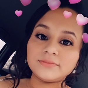 Meet your Posher, Mayra